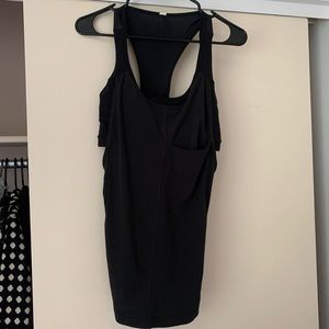 Lululemon size 6 black workout top with built in bra